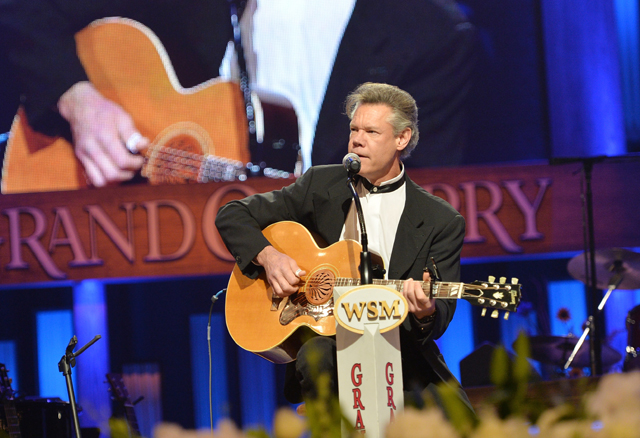 randy travis hospitalized 