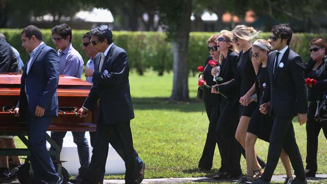 Norman Oosterbroek Tasered Dead Police, Norman Oosterbroek Rihanna, Norman Oosterbroek Lady Gaga, Norman Oosterbroek Jay-Z, Norman Oosterbroek Drugs, Norman Oosterbroek Death, Norman Oosterbroek Dutch Giant, Norman Oosterbroek Bodyguard Security