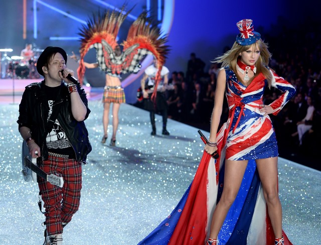 Victoria's Secret Fashion Show 2013, Victoria's Secret Fashion Show 2013 Highlights, Victoria's Secret Fashion Show 2013 Best Moments, Victoria's Secret Fashion Show 2013 Recap, Victoria's Secret Fashion Show 2013 Photos, Victoria's Secret Fashion Show 2013 Pics, Victoria's Secret Fashion Show 2013 Hottest Pics, Victoria's Secret Fashion Show 2013 Hottest Photos, Victoria's Secret Fashion Show 2013 Hot Pics, Victoria's Secret Fashion Show 2013 Sexy Lingerie, Victoria's Secret Fashion Show 2013 Sexy Pics, Victoria's Secret Fashion Show 2013 Hot Photos, Victoria's Secret Fashion Show 2013 Behati Prinsloo, Victoria's Secret Fashion Show 2013 Taylor Swift, Victoria's Secret Fashion Show 2013 Adam Levine, Victoria's Secret Fashion Show 2013 Ian Axel, Victoria's Secret Fashion Show 2013 Fall Out Boy, Victoria's Secret Fashion Show 2013 Front Row, Victoria's Secret Fashion Show 2013 Celebrities, Taylor Swift Fall Out Boy, VS Fashion Show