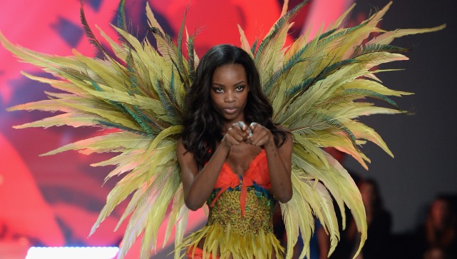 Victoria's Secret Fashion Show 2013, Victoria's Secret Fashion Show 2013 Highlights, Victoria's Secret Fashion Show 2013 Best Moments, Victoria's Secret Fashion Show 2013 Recap, Victoria's Secret Fashion Show 2013 Photos, Victoria's Secret Fashion Show 2013 Pics, Victoria's Secret Fashion Show 2013 Hottest Pics, Victoria's Secret Fashion Show 2013 Hottest Photos, Victoria's Secret Fashion Show 2013 Hot Pics, Victoria's Secret Fashion Show 2013 Sexy Lingerie, Victoria's Secret Fashion Show 2013 Sexy Pics, Victoria's Secret Fashion Show 2013 Hot Photos, Victoria's Secret Fashion Show 2013 Behati Prinsloo, Victoria's Secret Fashion Show 2013 Taylor Swift, Victoria's Secret Fashion Show 2013 Adam Levine, Victoria's Secret Fashion Show 2013 Ian Axel, Victoria's Secret Fashion Show 2013 Fall Out Boy, Victoria's Secret Fashion Show 2013 Front Row, Victoria's Secret Fashion Show 2013 Celebrities, VS Fashion Show Birds of Paradise