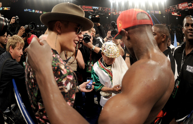 justin bieber, floyd mayweather jr., las vegas, mgm grand