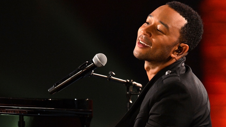 John Legend America The Beautiful, John Legend Super Bowl 2015, John Legend Super Bowl, John Legend Photos, John Legend Net Worth, John Legend Wife Chrissy Teigen, John Legend Songs, John Legend All Of Me, John Legend Glory