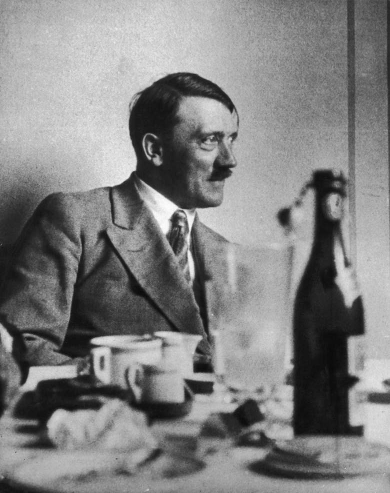 Adolf Hitler Berlin Fuhrerbunker, Adolf Hitler Theories, Adolf Hitler Berlin Fuhrerbunker Theories, How did Adolf Hitler escape from Berlin, did Adolf Hitler escape from berlin fuhrerbunker