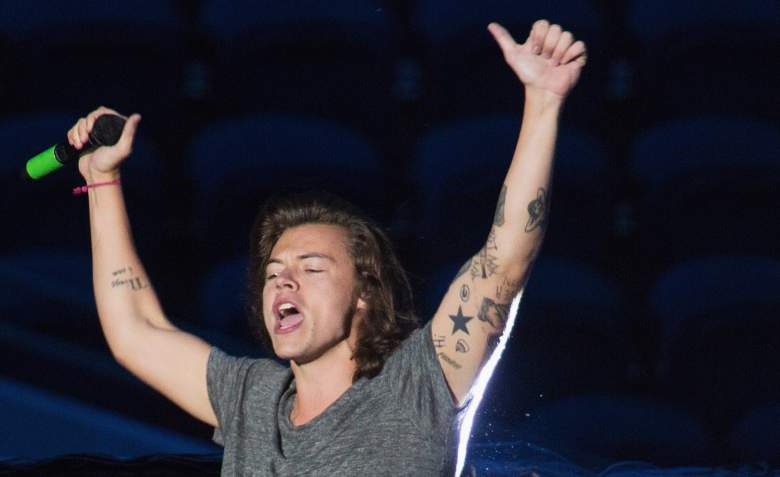 harry styles tattoos, harry styles one direction, one direction tattoos, harry styles live