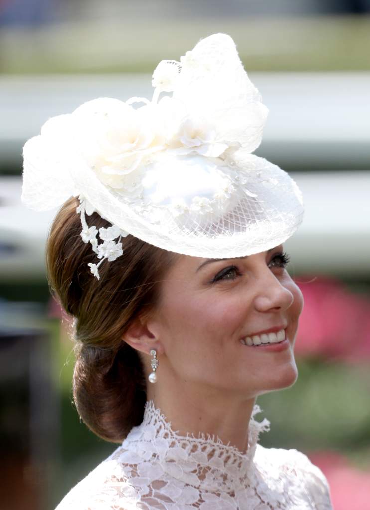 Kate Middleton white dress