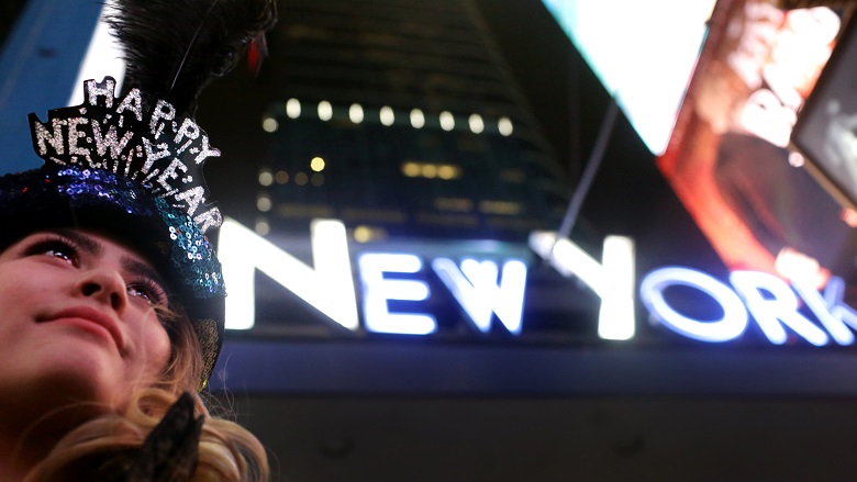 Where To Watch the Ball Drop, Where To Watch the Ball Drop In NYC 2017, Where To Watch the Ball Drop In NYC 2016, Best Places To Watch The Ball Drop, Where To Watch the Ball Drop 2018 Times Square, New Year's Eve Times Square