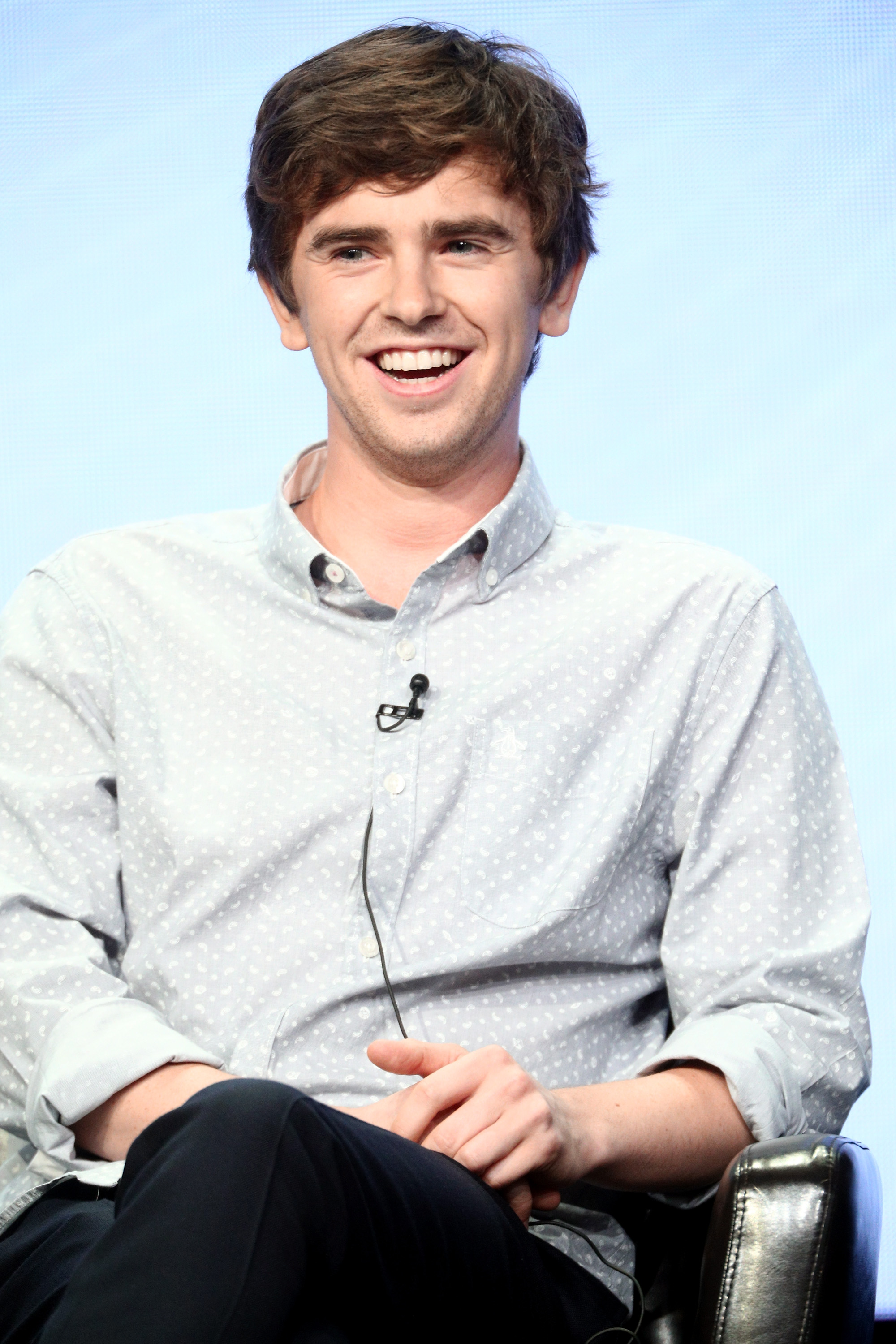 Freddie Highmore and Abigail Breslin; who is freddie highmore dating