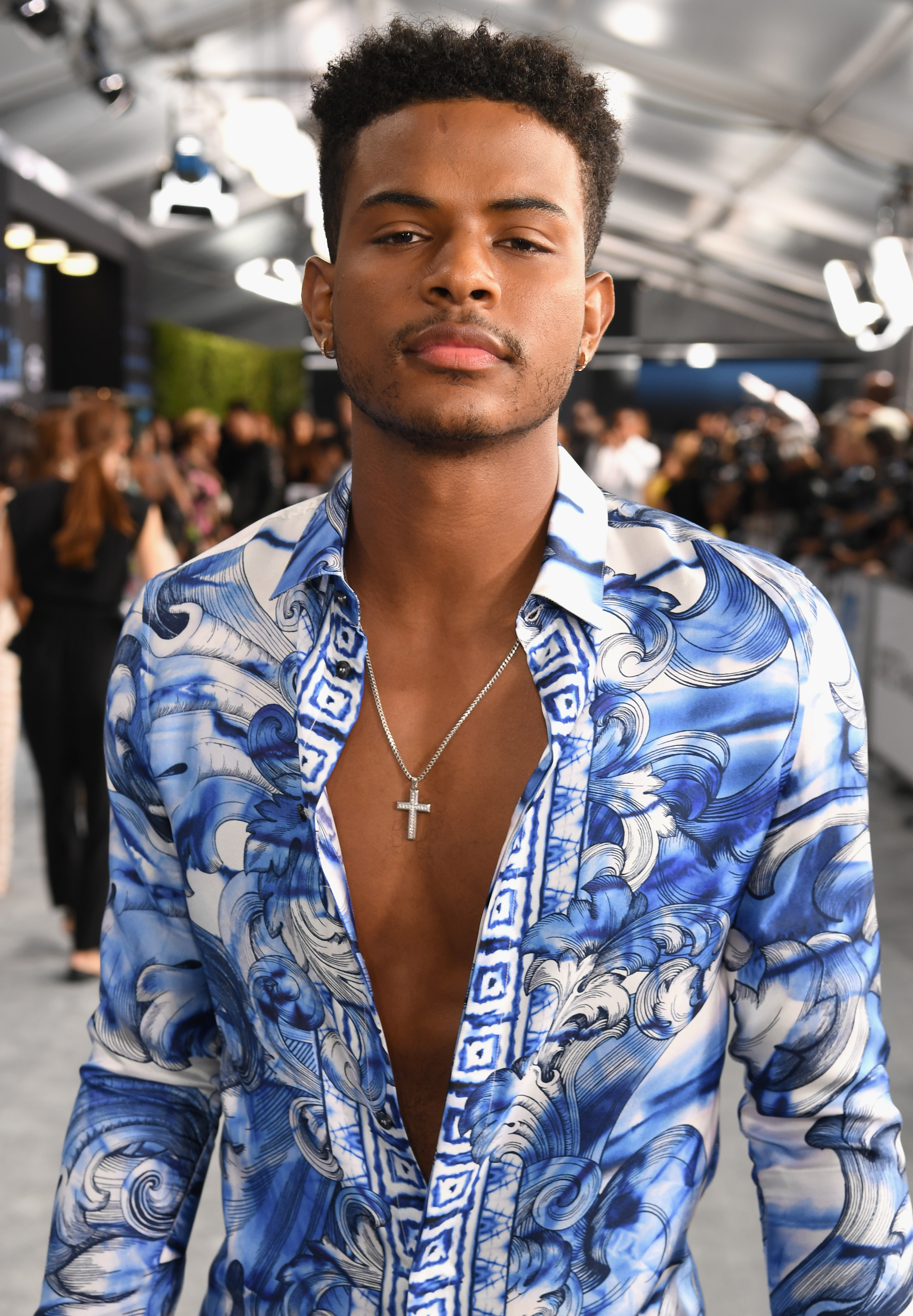 Grown-ish cast, yara Shahidi grown-ish cast