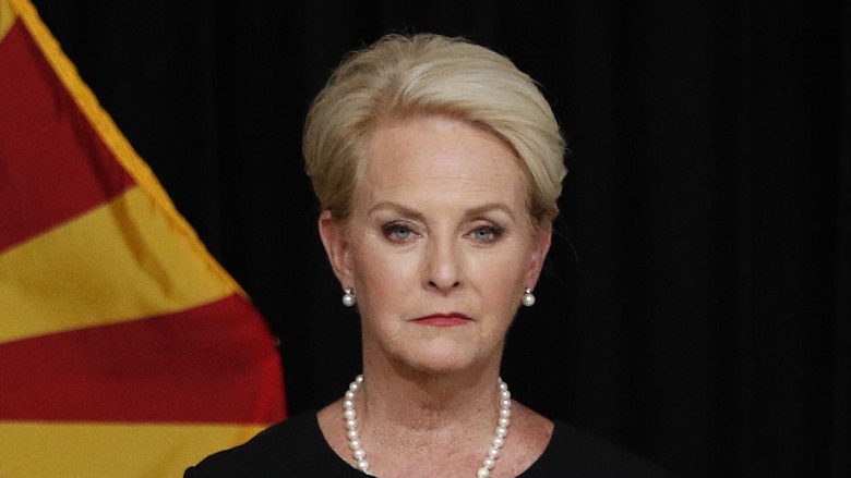 John McCain Wife Cindy