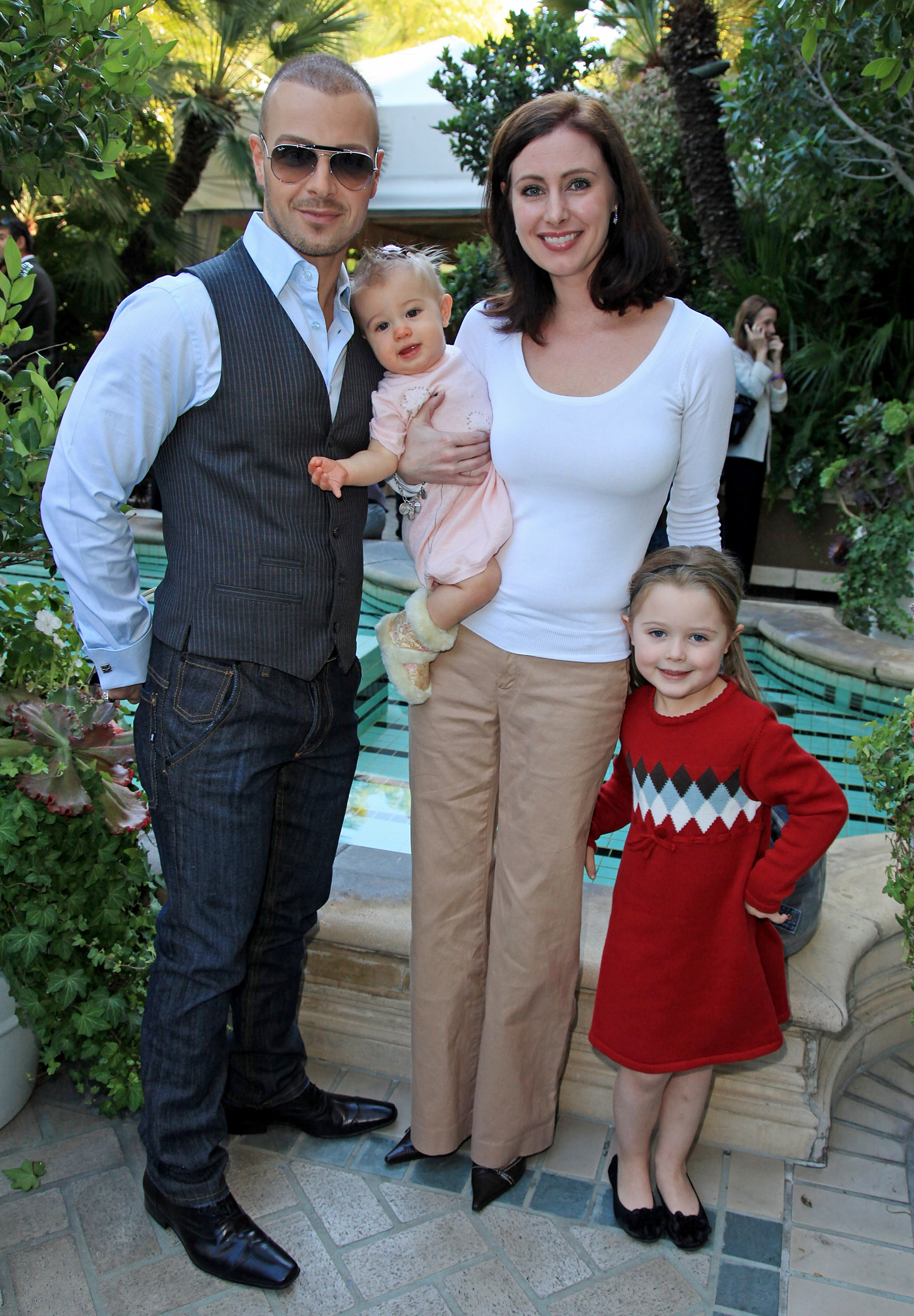 Joey Lawrence Family 