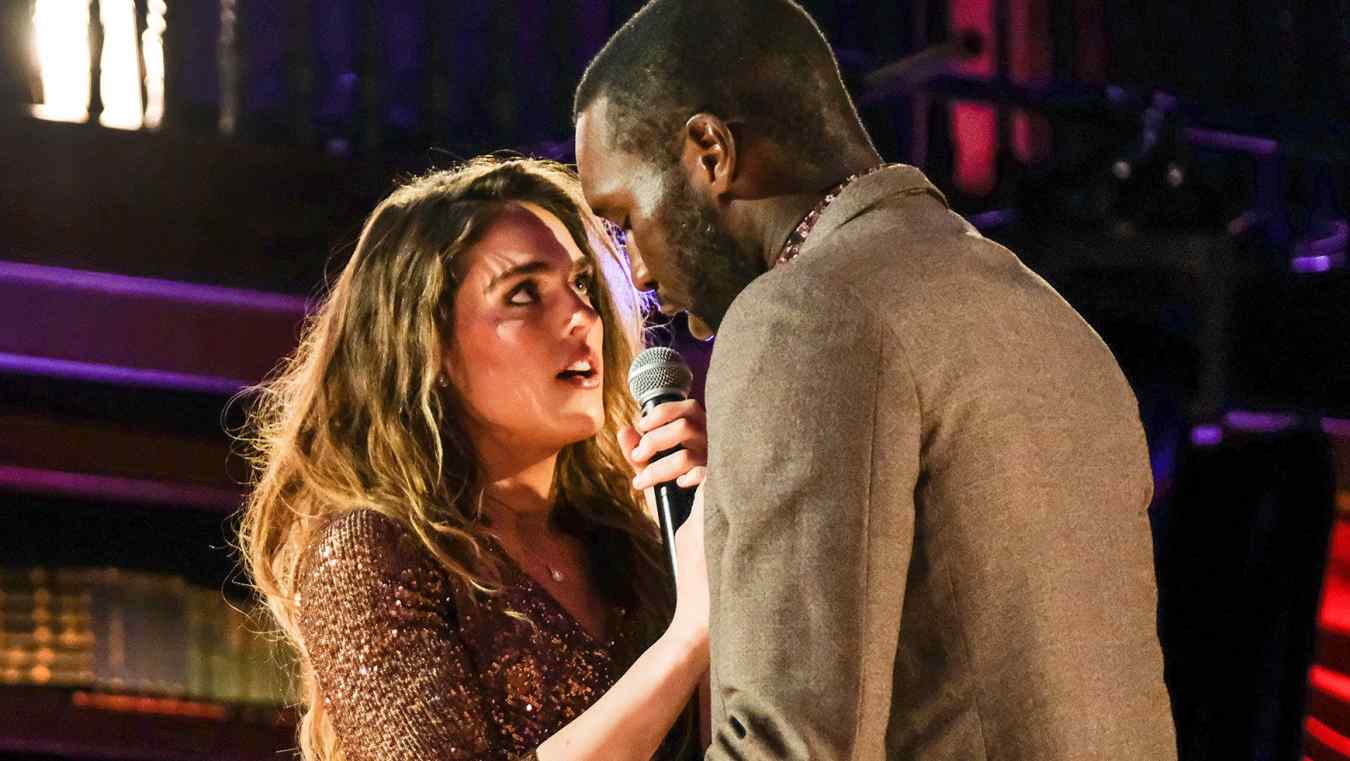 Bri Stauss and Chris Watson on The Bachelor: Listen to Your Heart.