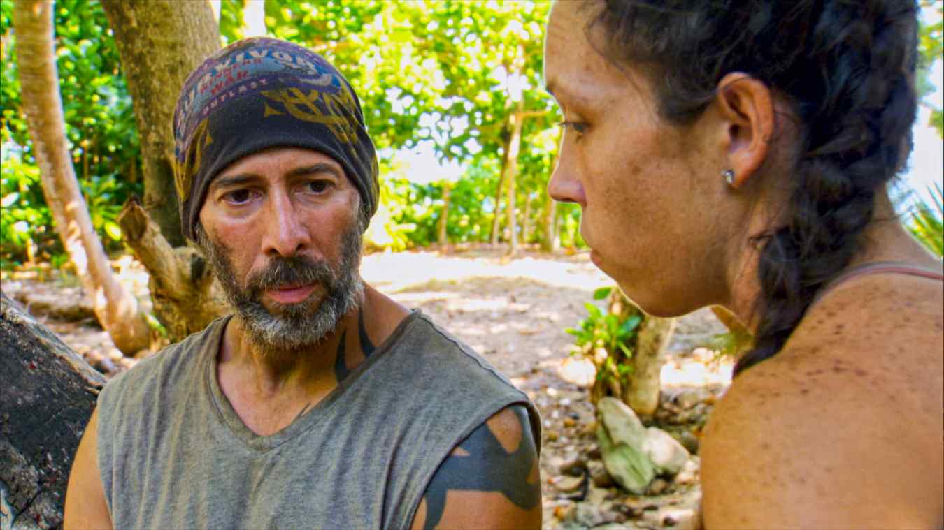Tony Vlachos and Sarah Lacina Survivor Winners at War