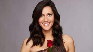 Becca Kufrin weighs in on Tayshia Adams