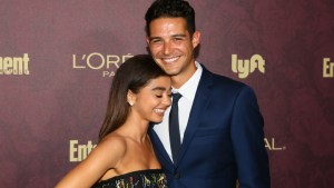 Wells Adams and Sarah Hyland