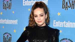 Mary Mouser "Cobra Kai"