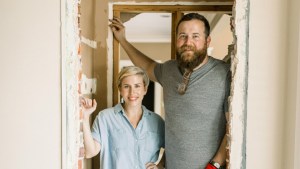 Home Town Stars Ben and Erin Napier
