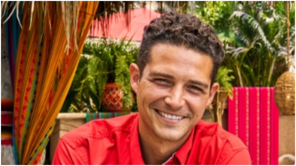 Wells Adams