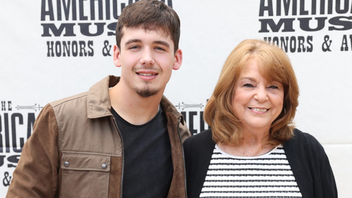 Noah Thompson, Karen Thompson