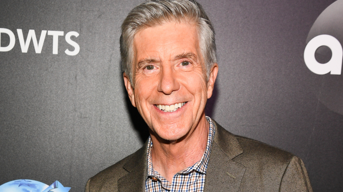 Tom Bergeron.