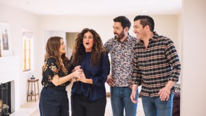 Drew Barrymore surprises her best friend on Celebrity IOU