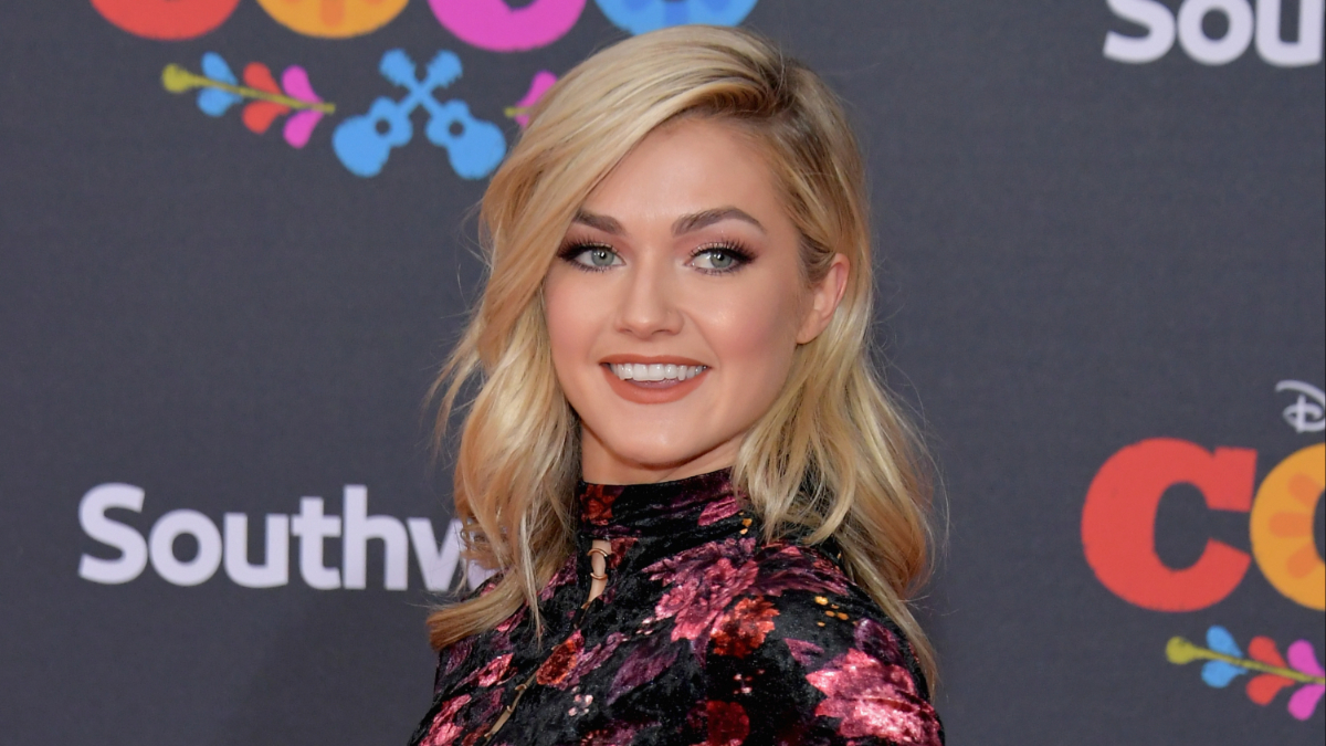 Lindsay Arnold