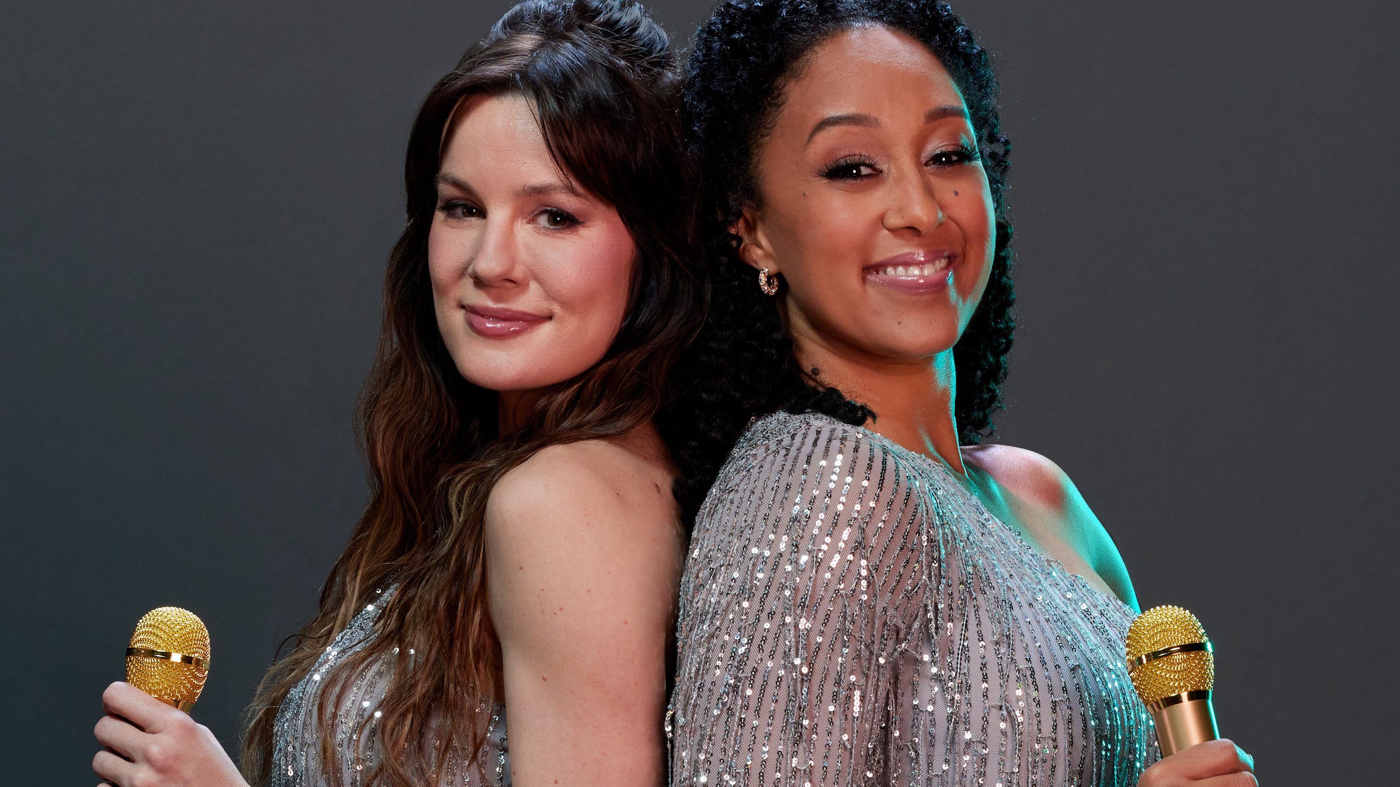 Chelsea Hobbs, Tamera Mowry-Housley
