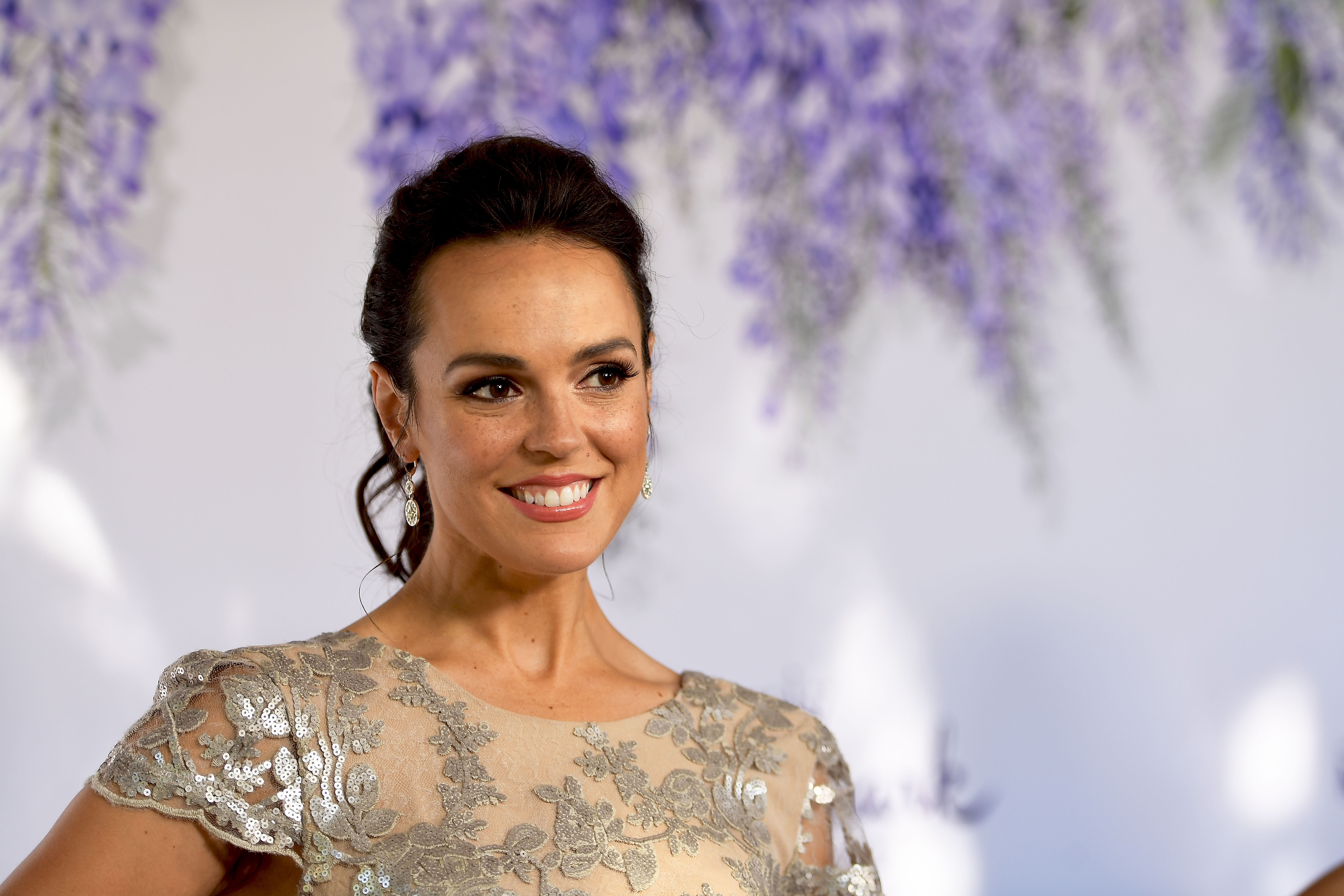 Hallmark Actress Erin Cahill Joins New TV Series