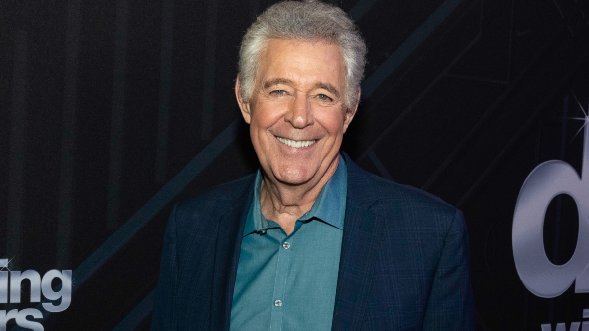 Barry Williams.