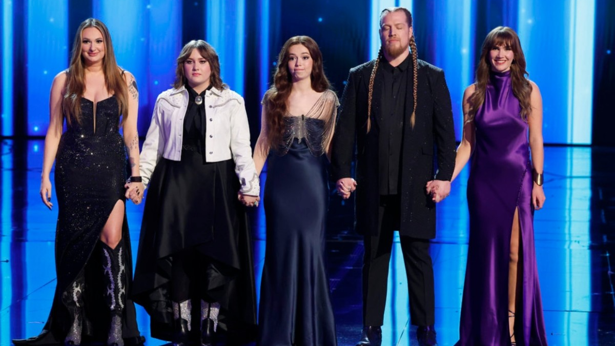 'The Voice' Top 5 during the December 19 finale.