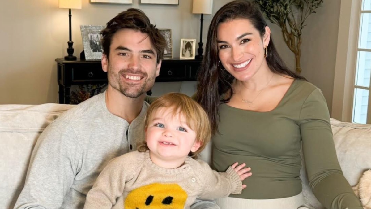 Jared Haibon, Ashley Iaconetti and Dawson.