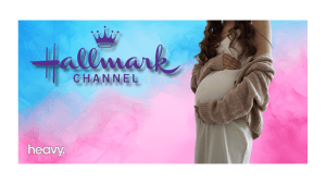 Mandy Moore Pregnant