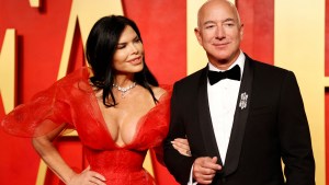 bezos lauren sanchez