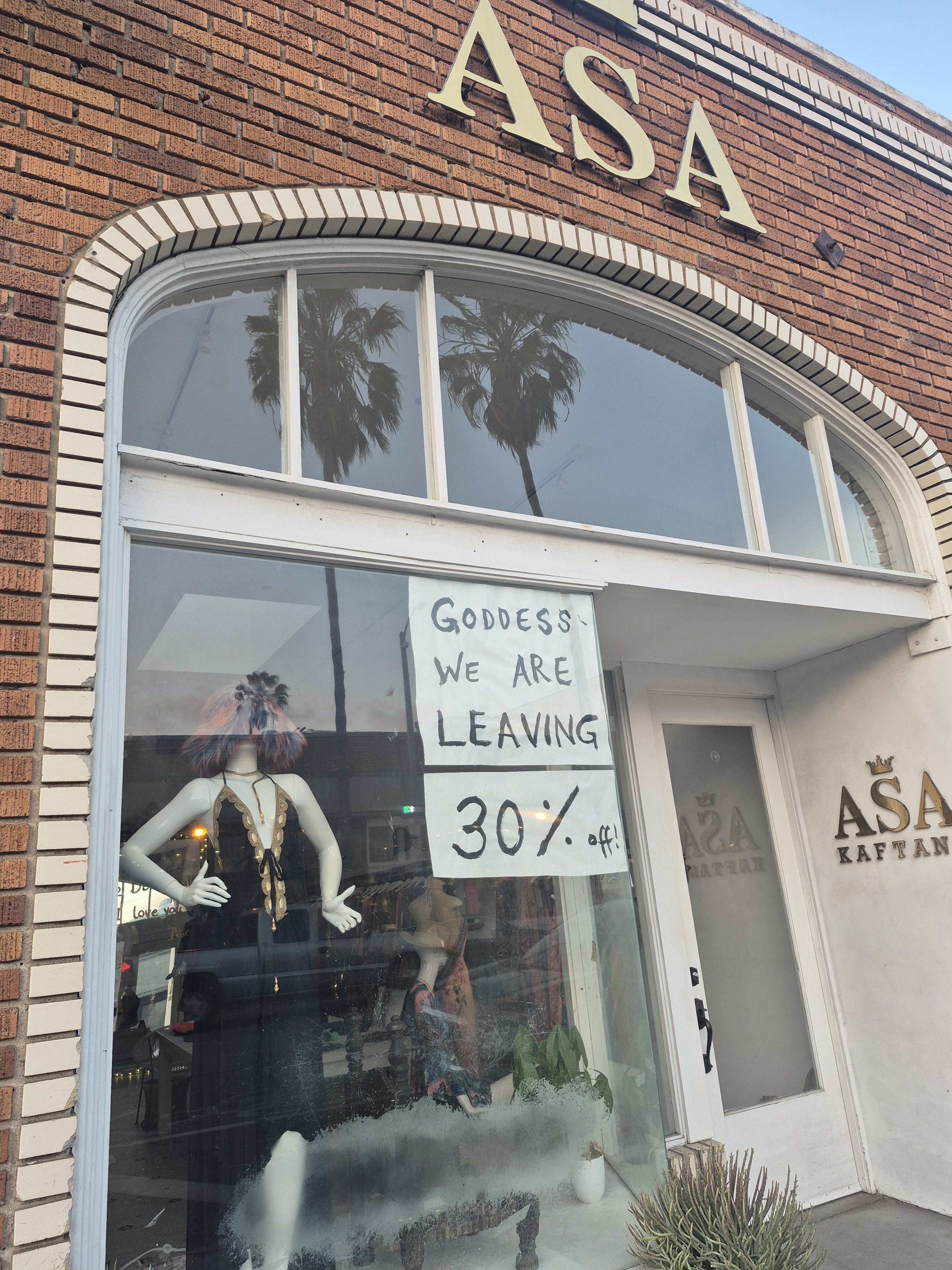 Asa Soltan Rahmatis kaftan store. 