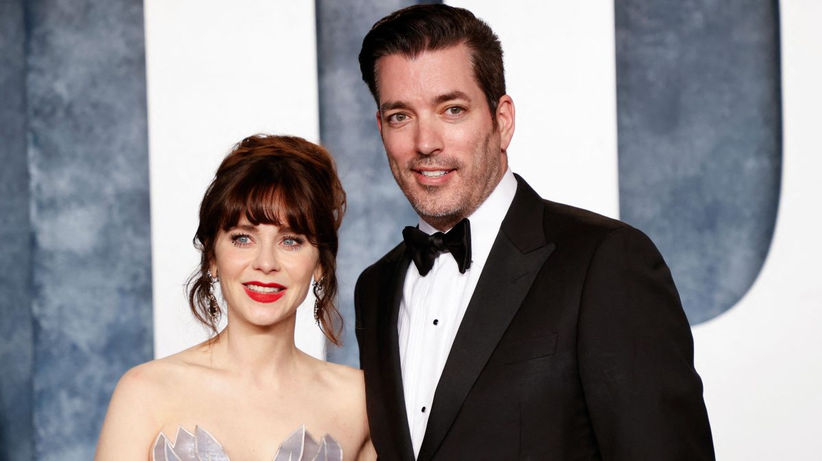 Zooey Deschanel and Jonathan Scott