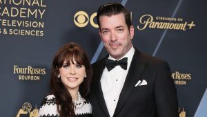 Zooey Deschanel and Jonathan Scott