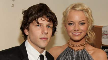 Jesse Eisenberg Shouts Out Longtime Friend Emma Stone During Acceptance Speech