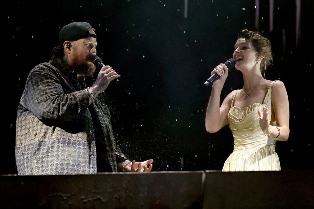 Lana Del Rey and Jelly Roll Singing