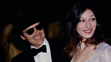 Jack Nicholson Made a Sweet Offer to His Ex, Anjelica Huston, Amid Wildfires