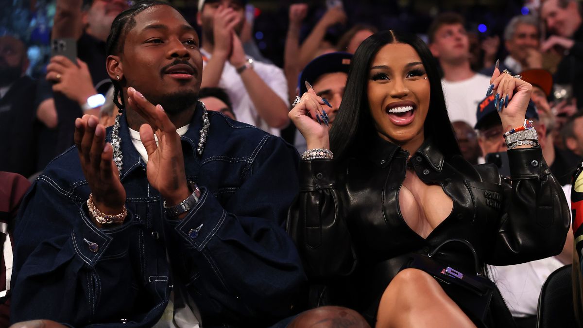 Cardi B - Stefon Diggs