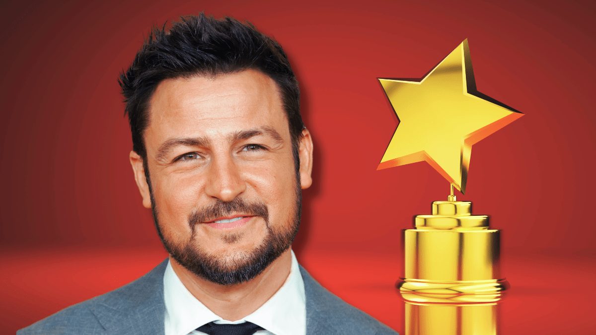 Tyler Hynes Awards Show