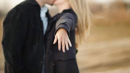 ‘7 Little Johnstons’ Stars Get Engaged