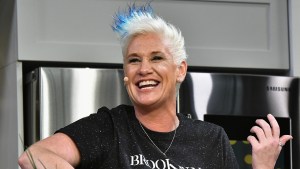 Anne Burrell