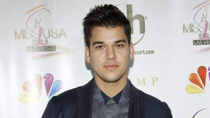Rob Kardashian Makes Ultra Rare Appearance: PHOTO
