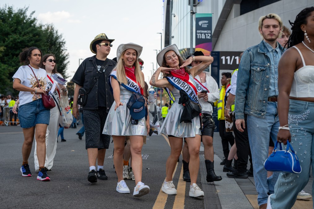 Fans Attend Beyonce's "Cowboy Carter Tour" in London 2025