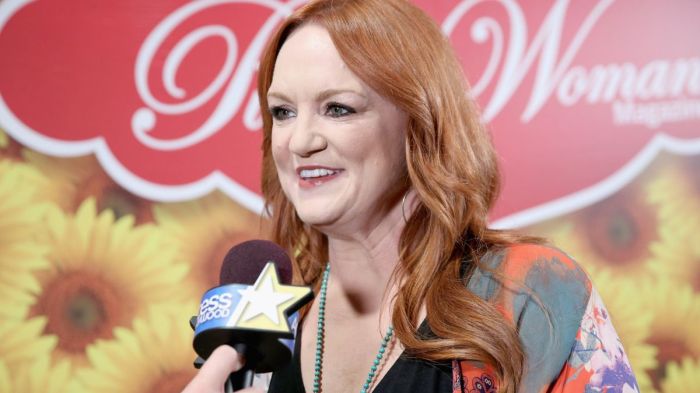 Ree Drummond attends The Pioneer Woman Magazine Celebration with Ree Drummond at The Mason Jar