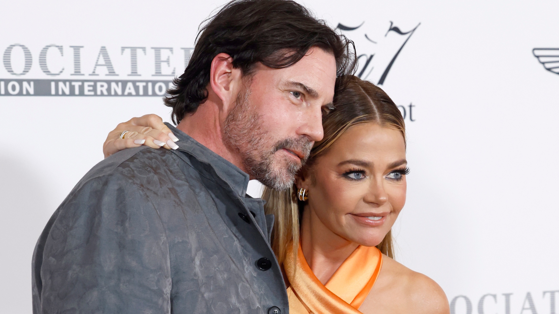 Denise Richards Black Eye Photo Gets Support From Fans
