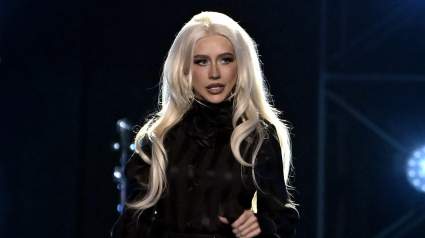 ‘The Voice’ Alum Recreates Iconic Look From Two Decades Ago: Photos