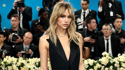 Suki Waterhouse Reveals How Tight Pants Put Her in the Hospital