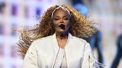 Janet Jackson Makes Rare Appearance to Support Her Family