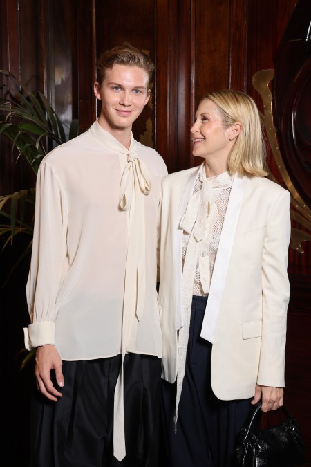 Hermes Giersch and Kelly Rutherford 